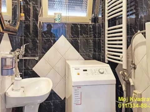 Prodaja, kuća, 200m², Banovo Brdo, Beograd - image 13