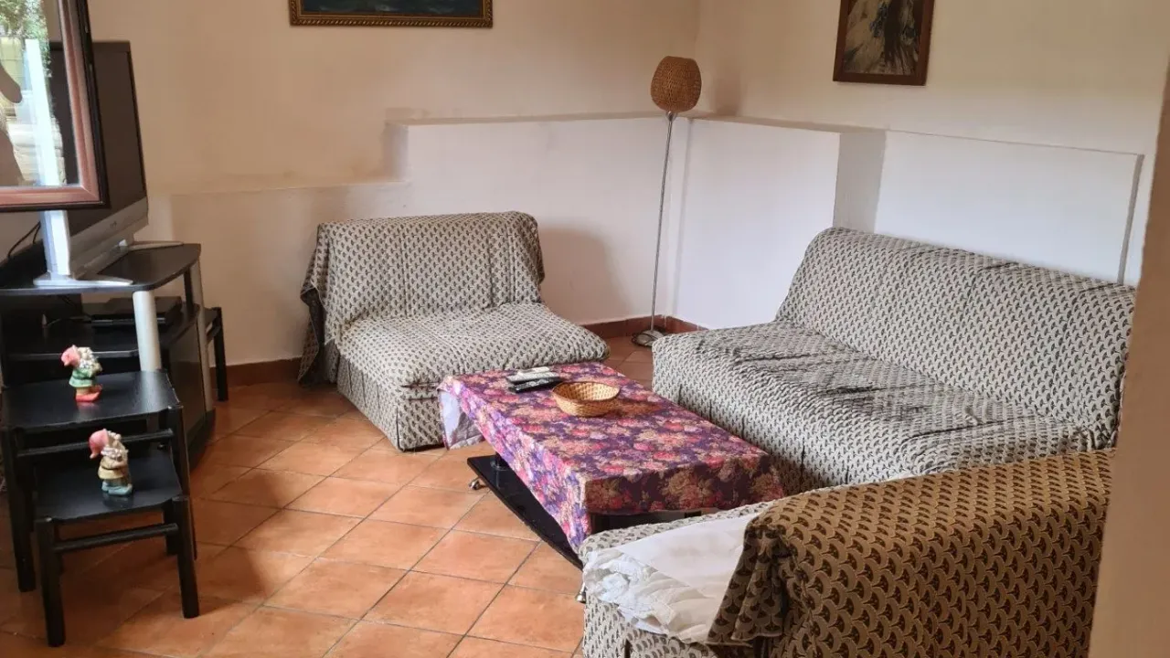 Izdavanje, stan, 40m², Tološi, Podgorica