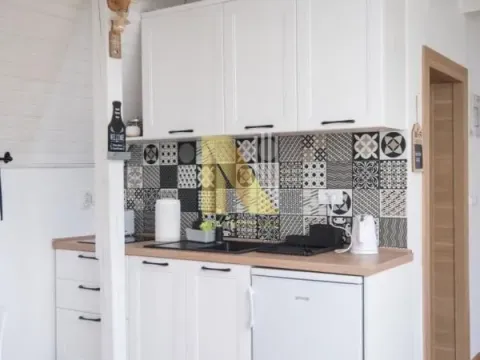 Izdavanje, kuća, 163m², Petrovaradin, Novi Sad - image 13