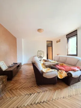 Prodaja, trosoban stan, 92m², Blok 6, Podgorica - image 10
