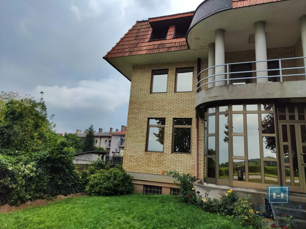 Rent, hospitality venue, 1000m², Strelište, Jagodina