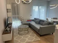 Izdavanje, dvosoban stan, 70m², Lipov gaj, Novi Sad Sve Podlokacije - image 2