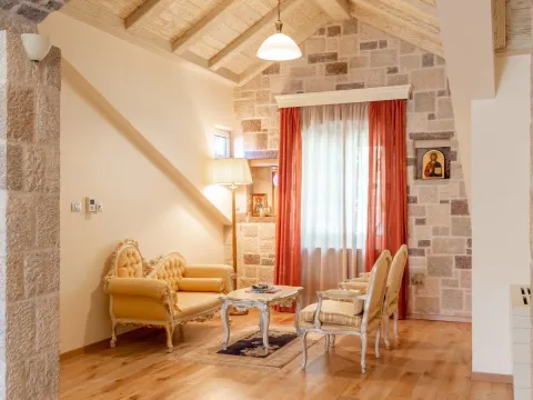 Sale, house, 436m², Ljuta, Kotor - image 15