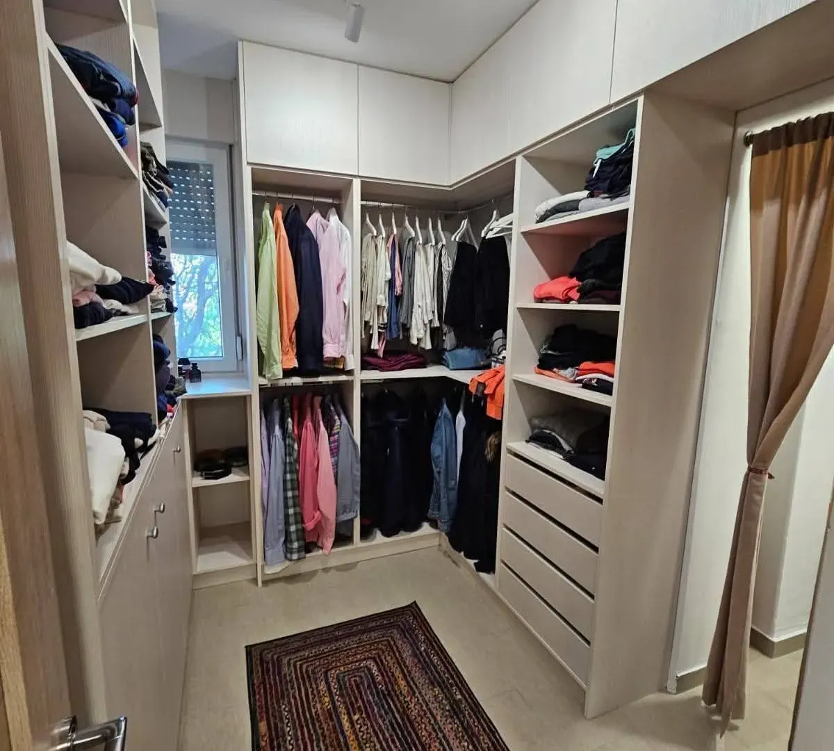 Prodaja, dvosoban stan, 95m², Stara Varoš, Podgorica