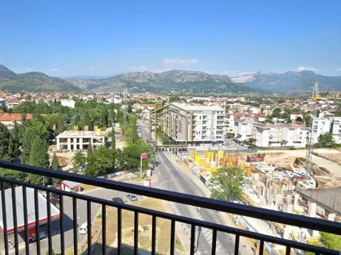 Izdavanje, jednosoban stan, 44m², Zagorič, Podgorica - image 12