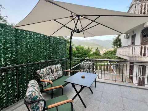 Izdavanje, garsonjera, 35m², Budva, Crna Gora - image 2