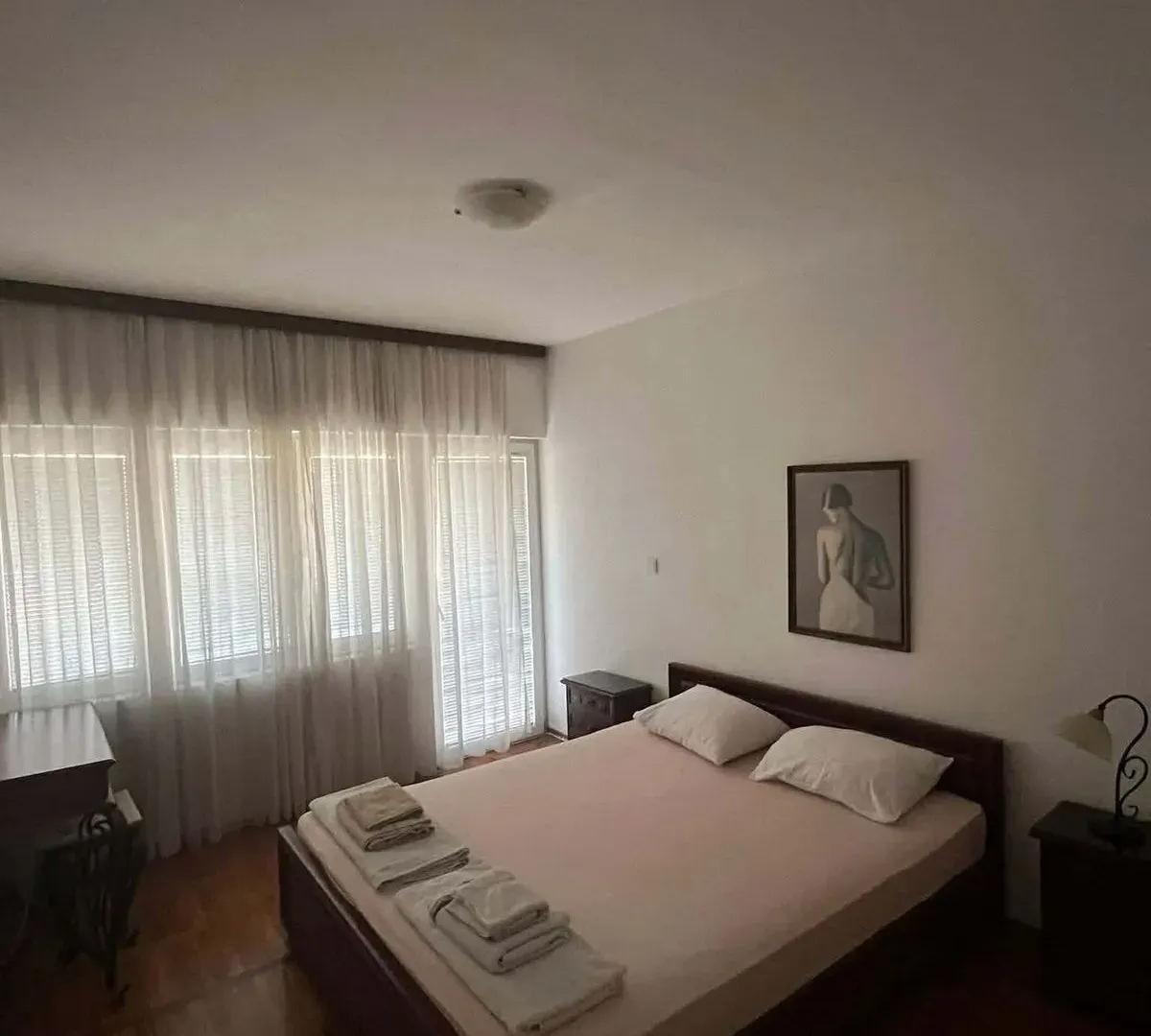 Izdavanje, jednosoban stan, 75m², Centar, Tivat