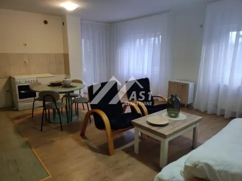 Izdavanje, trosoban stan, 60m², Klisa, Novi Sad Sve Podlokacije - image 3