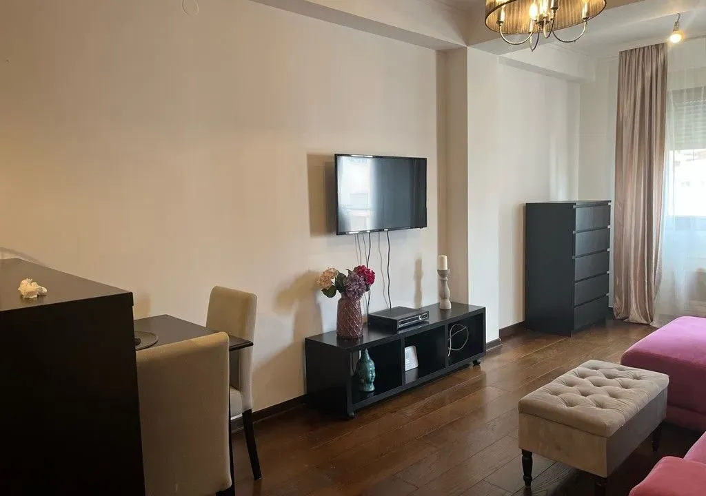 Izdavanje, jednosoban stan, 44m², Gorica C, Podgorica