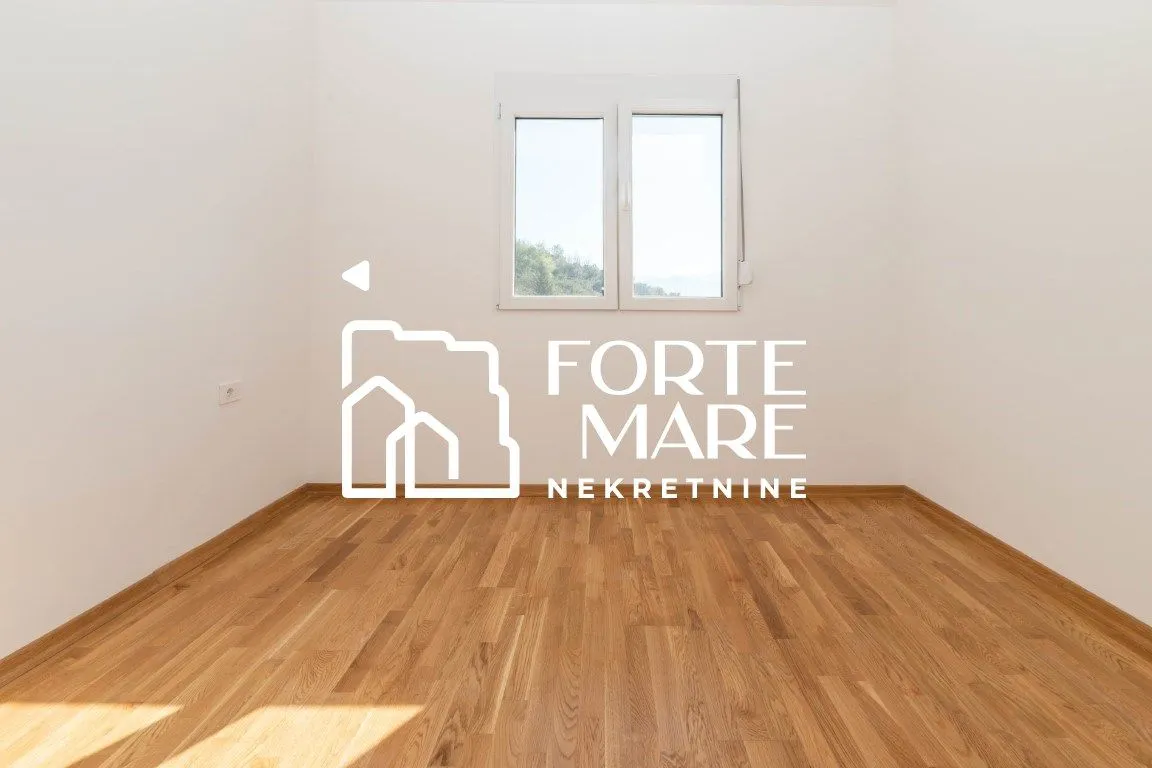 Prodaja, trosoban stan, 66m², Đenovići, Herceg Novi