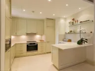 Sale, two bedroom apartment, 100m², Centar, Tivat - image 8