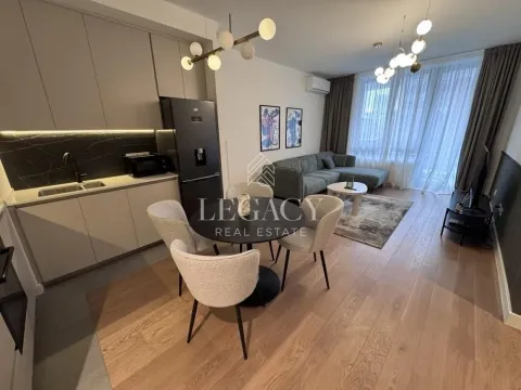 Rent, three bedroom apartment, 72m², Savski Venac, Beograd - image 2