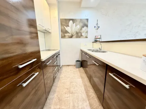 Sale, two bedroom apartment, 68m², Bečići, Budva - image 8