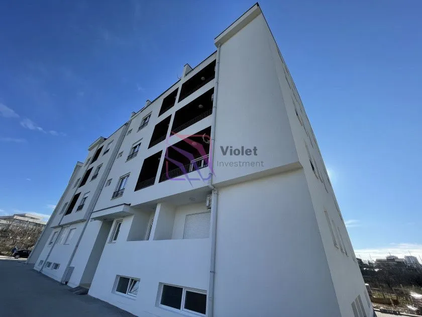 Prodaja, garsonjera, 30m², Centar, Podgorica