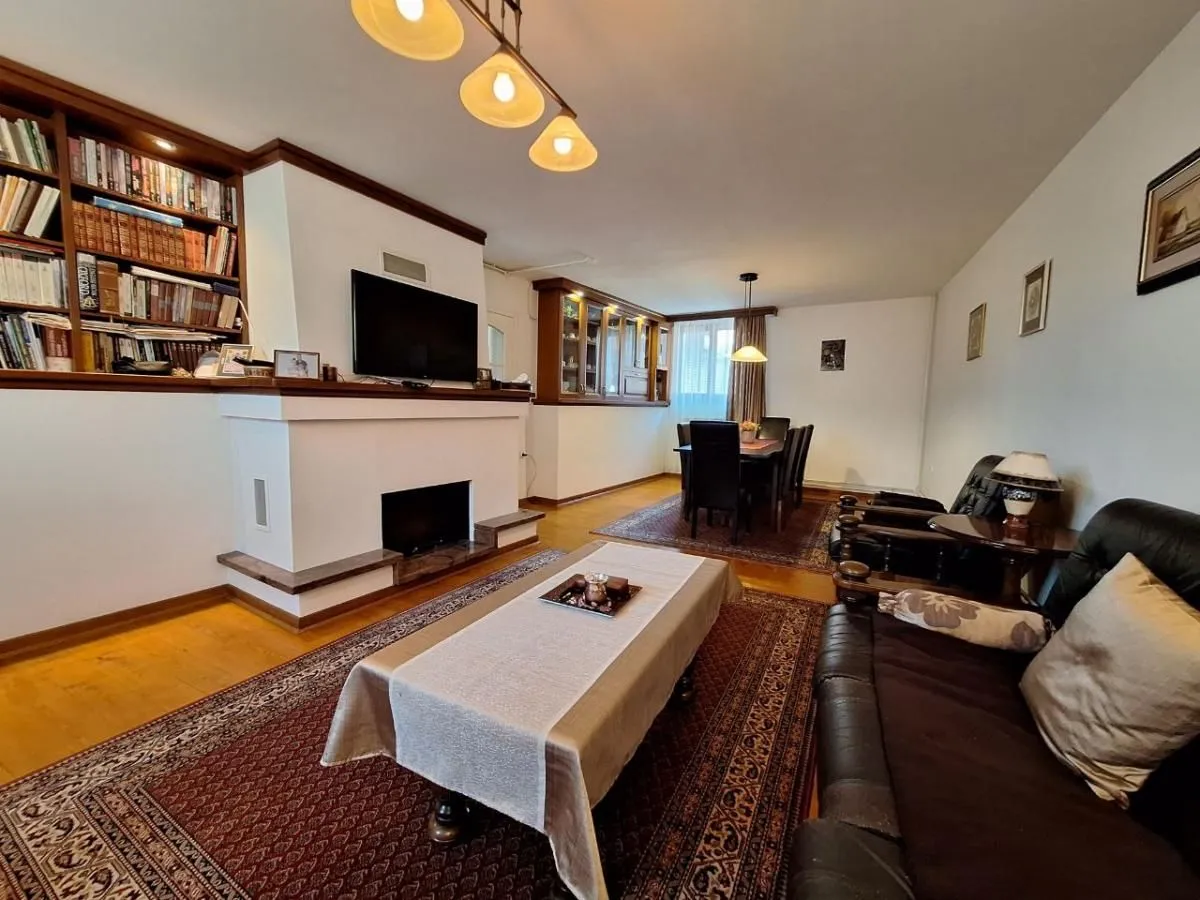 Sale, house, 253m², Banja Vrdnik, Irig