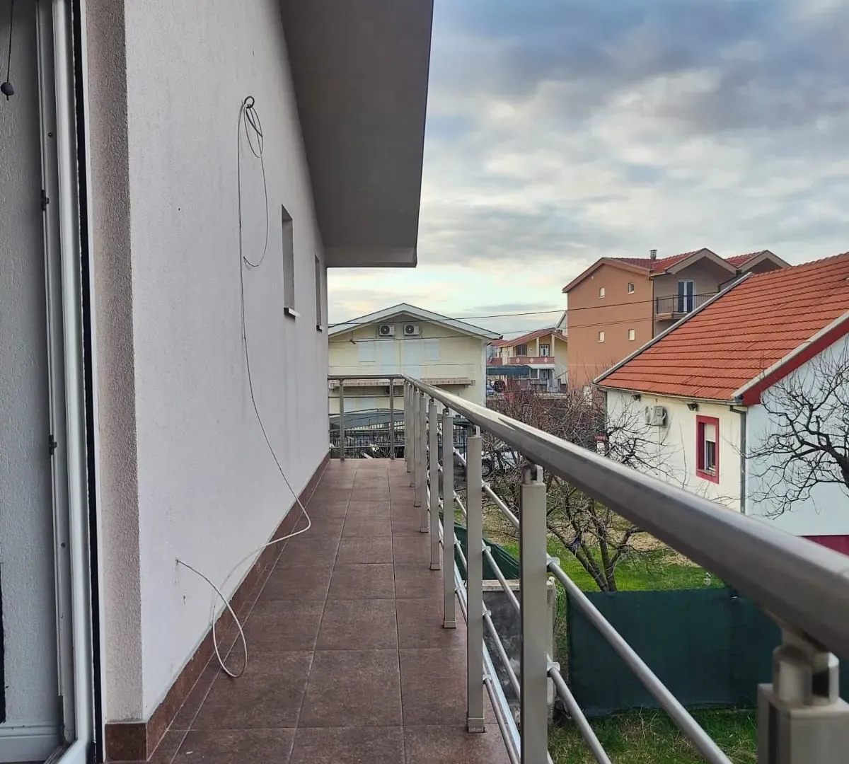 Prodaja, kuća, 250m², Karaburško Polje, Podgorica