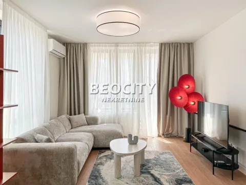 Izdavanje, trosoban stan, 85m², Beograd Na Vodi, Beograd