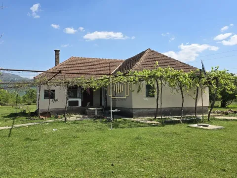 Prodaja, kuća, 145m², Spuž, Danilovgrad - image 9