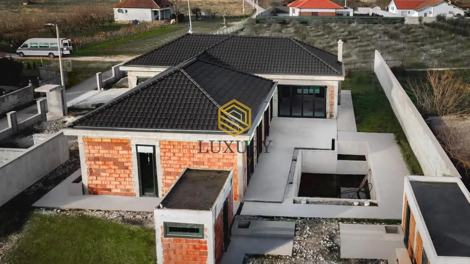 Prodaja, kuća, 259m², Donji Kokoti, Podgorica