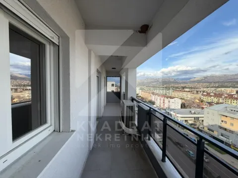 Prodaja, trosoban stan, 104m², Stari Aerodrom, Podgorica - image 18