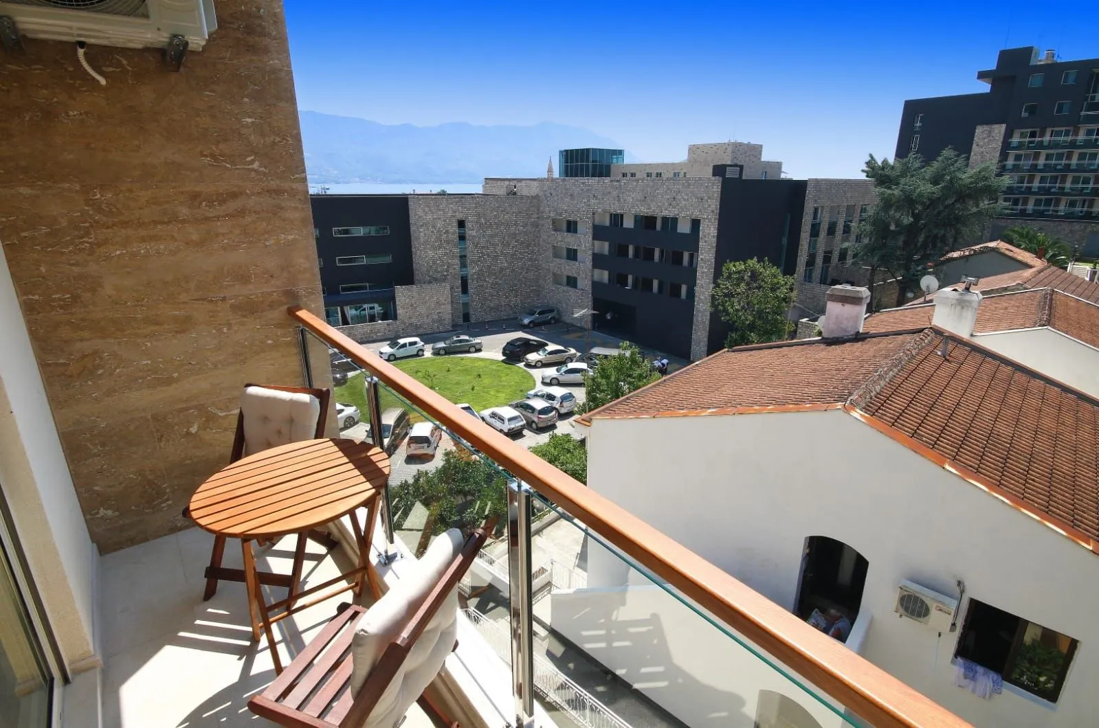 Rent, two bedroom apartment, 75m², Centar, Budva