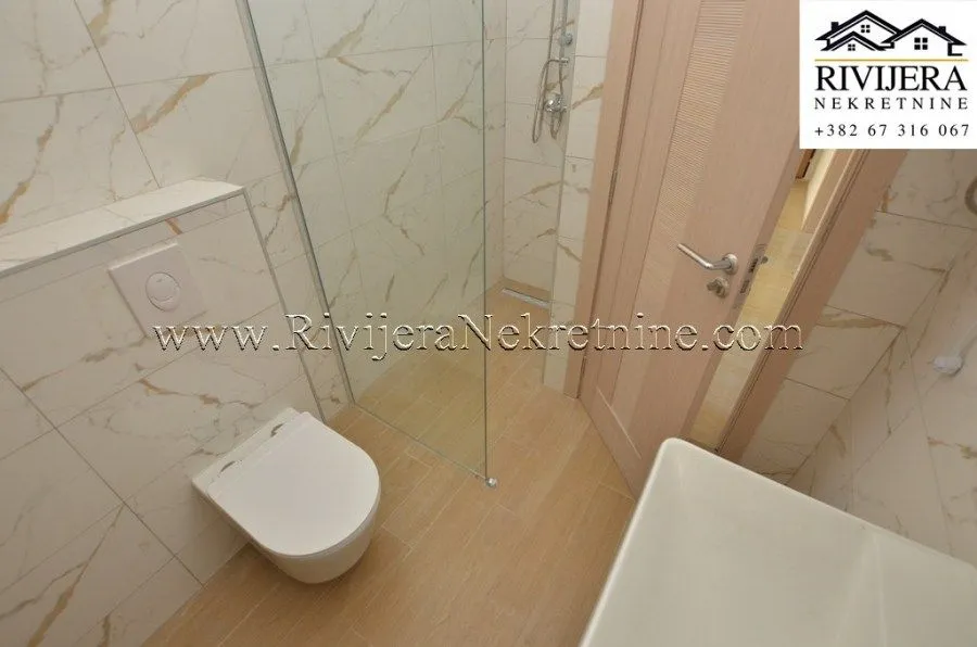 Prodaja, dvosoban stan, 73m², Đenovići, Herceg Novi