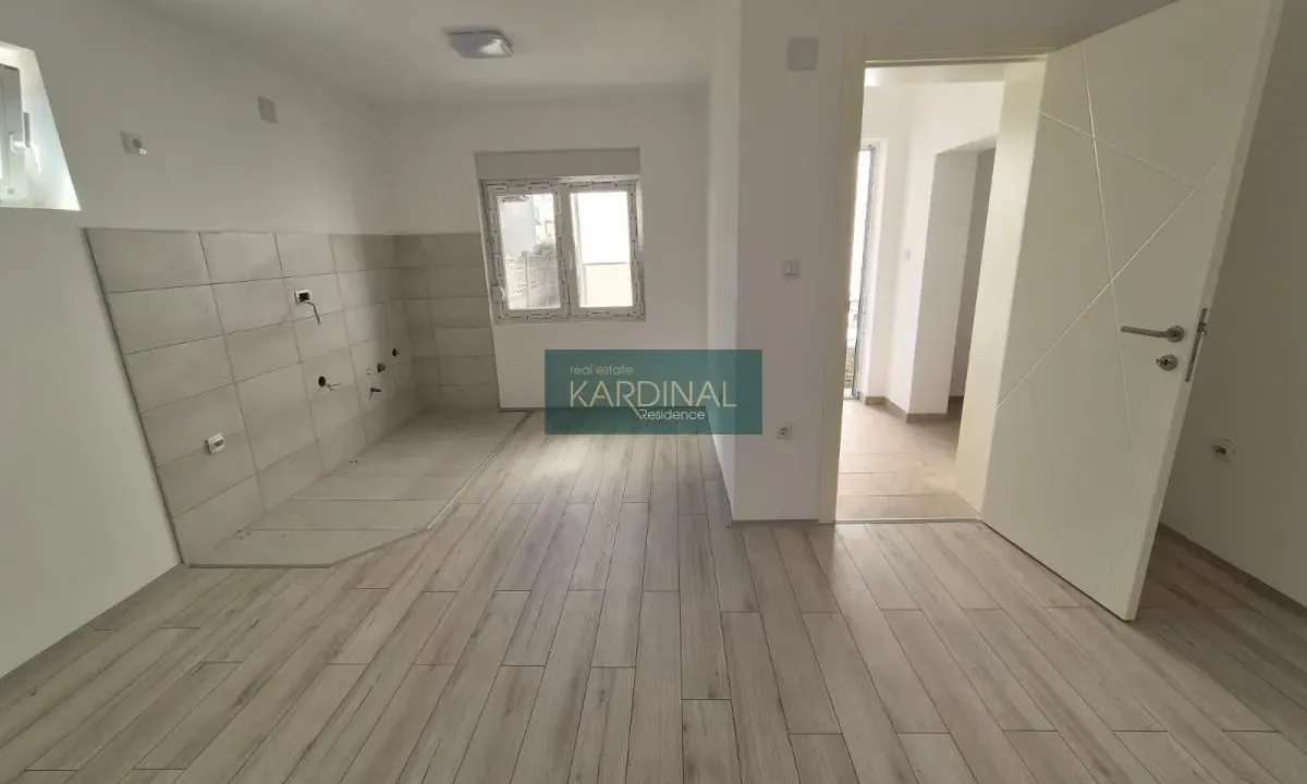 Prodaja, jednosoban stan, 30m², Vašarište, Jagodina