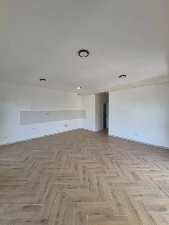 Prodaja, trosoban stan, 77m², Ledine, Beograd