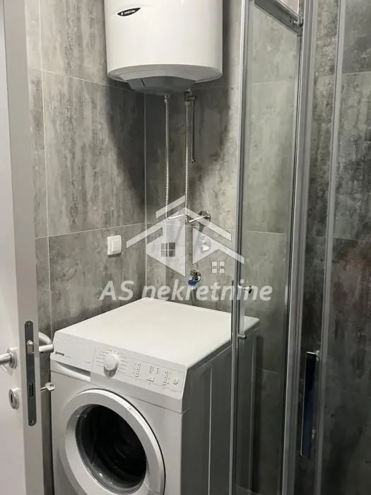 Rent, two bedroom apartment, 43m², Južni Bulevar, Vračar Sve Podlokacije