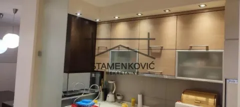 Izdavanje, trosoban stan, 77m², Sajam, Novi Sad Sve Podlokacije - image 2