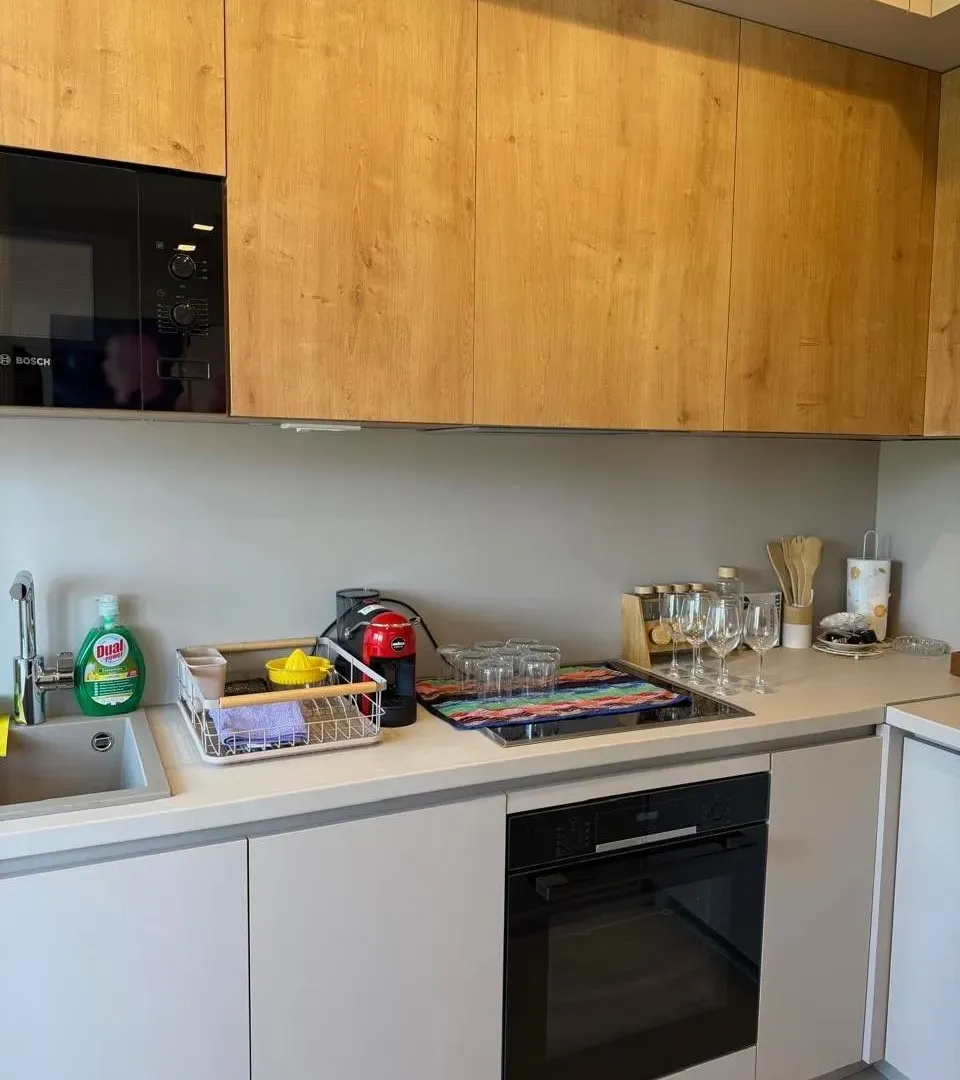 Izdavanje, jednosoban stan, 45m², Centar, Tivat