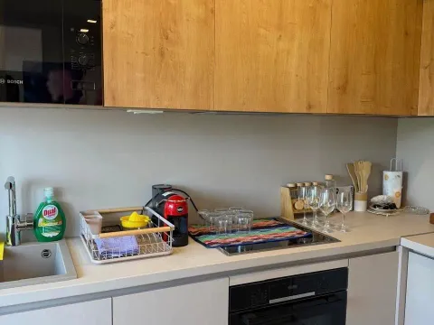 Rent, one bedroom apartment, 45m², Centar, Tivat - image 19