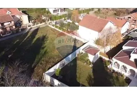 Prodaja, plac, Tološi, Podgorica - image 2