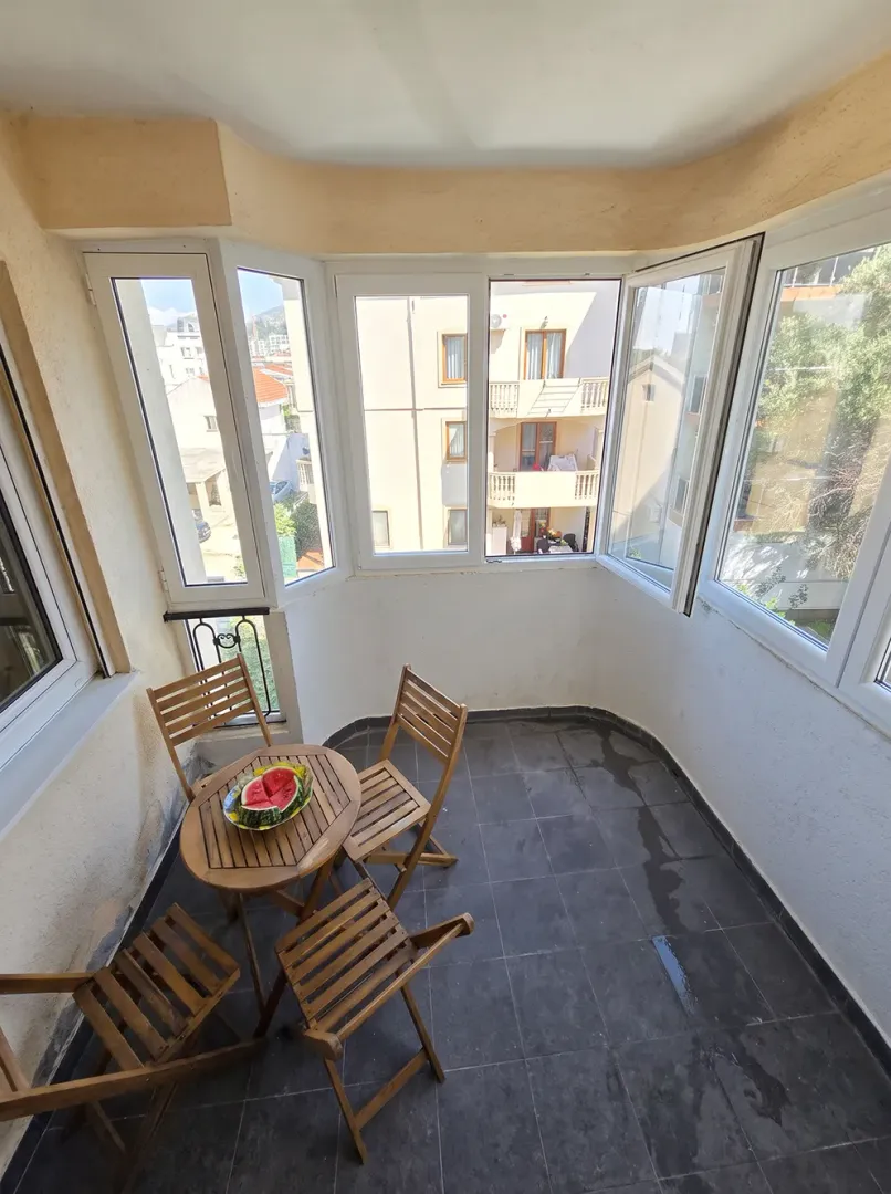Prodaja, jednosoban stan, 57m², Ilino, Bar