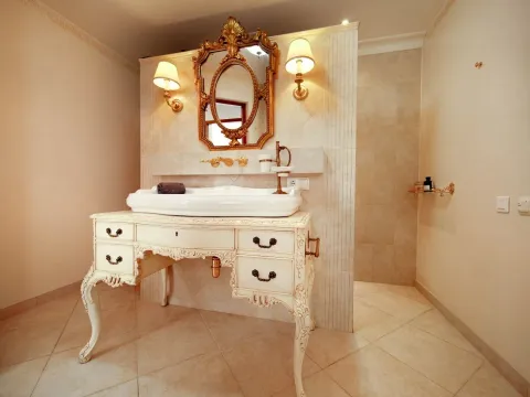 Sale, house, 140m², Krašići, Tivat - image 10