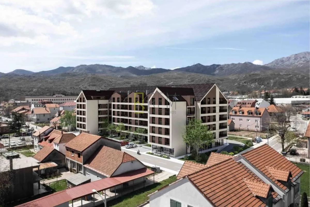 Prodaja, jednosoban stan, 48m², Cetinje, Crna Gora