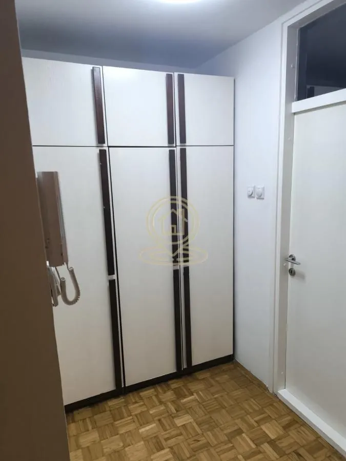 Izdavanje, dvosoban stan, 52m², Liman 3, Novi Sad Sve Podlokacije