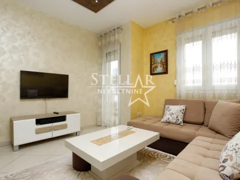 Rent, two bedroom apartment, 68m², City Kvart, Podgorica - image 4