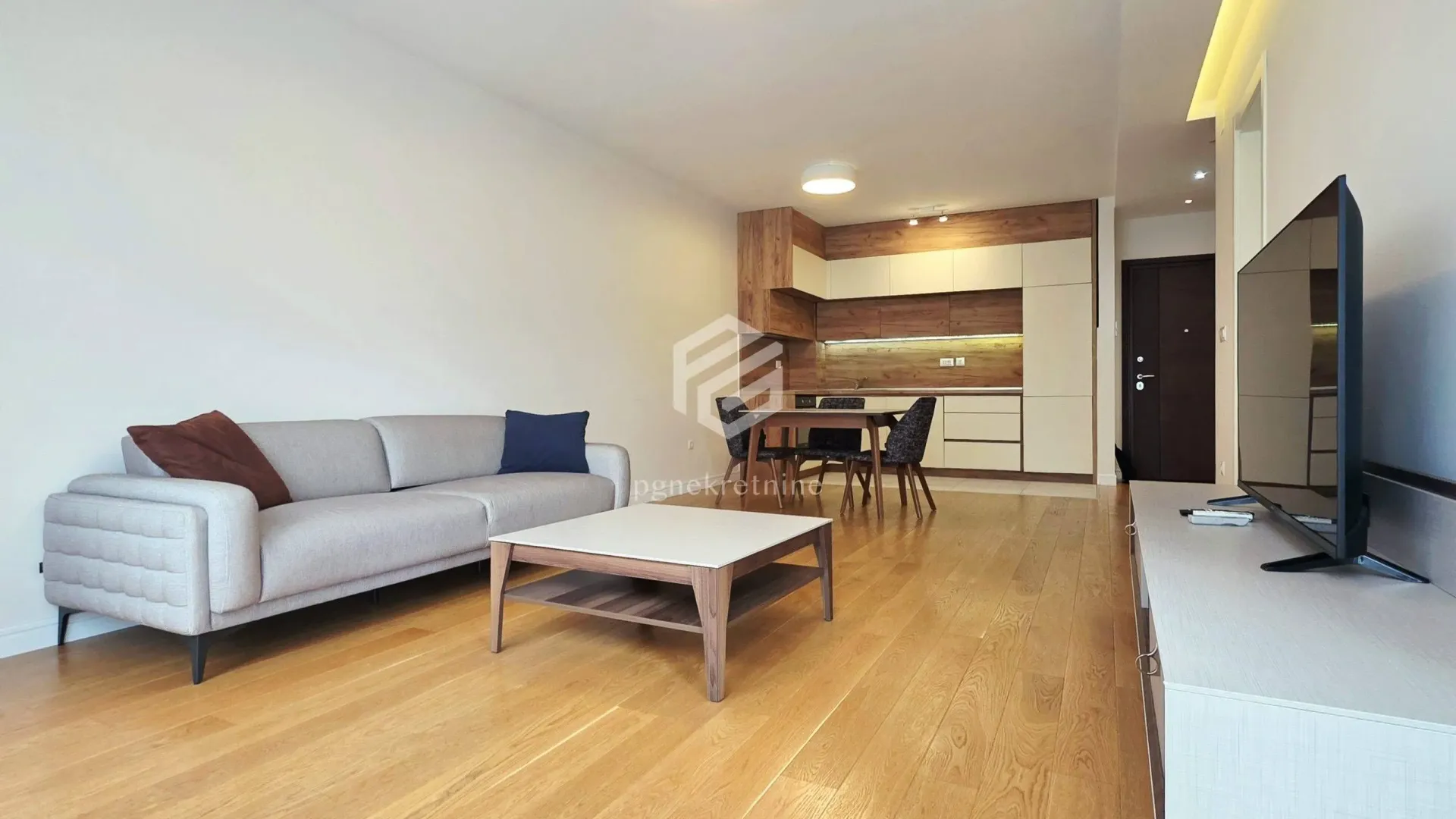 Prodaja, jednosoban stan, 57m², Podgorica, Crna Gora