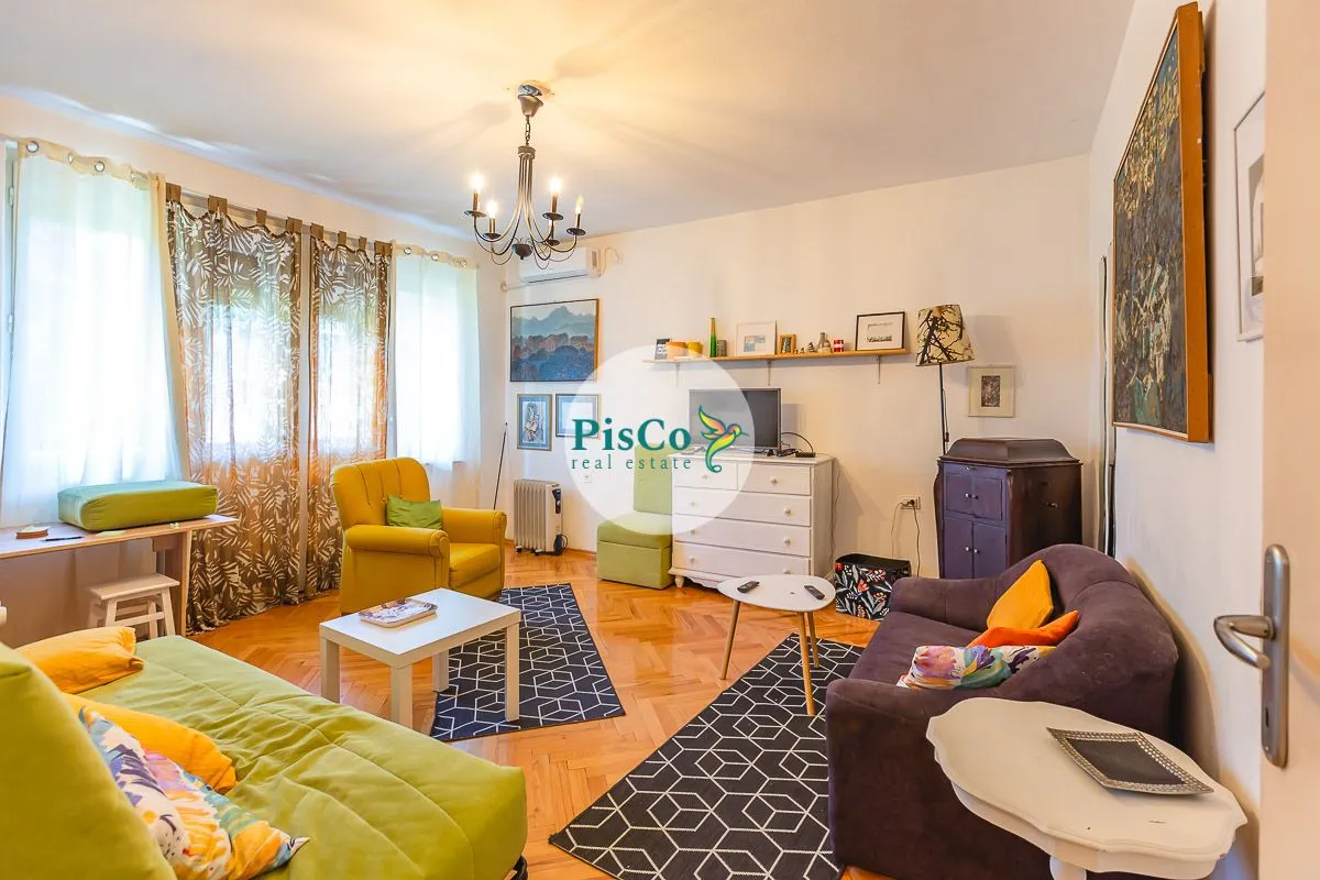 Izdavanje, jednosoban stan, 76m², Centar, Podgorica