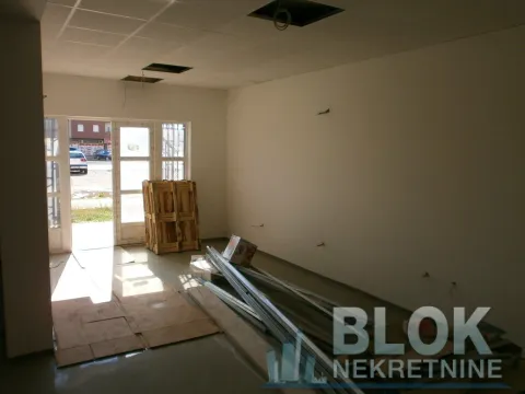 Rent, office space, 120m², Stari Aerodrom, Podgorica - image 4