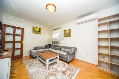 Rent, two bedroom apartment, 76m², Stari Aerodrom, Podgorica - image 3