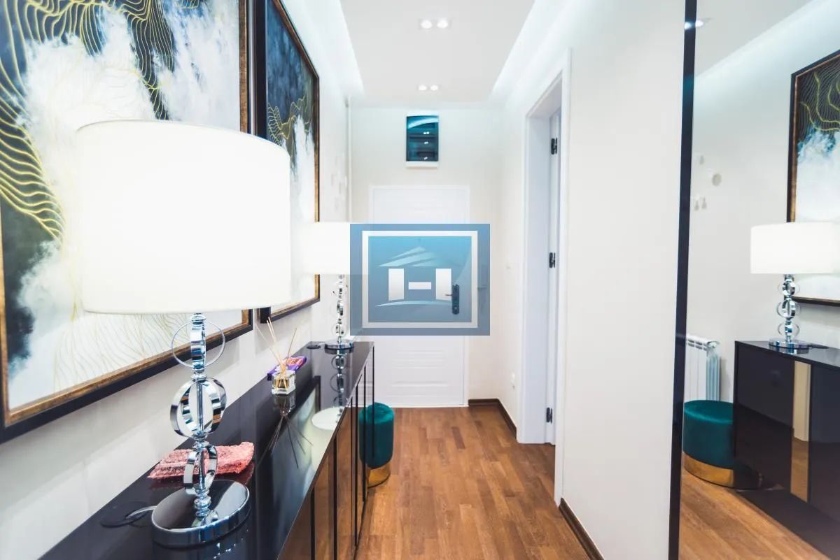 Prodaja, jednosoban stan, 55m², Centar, Jagodina
