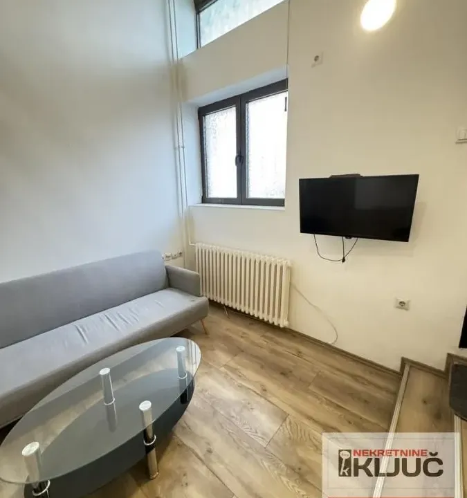 Rent, studio apartment, 25m², Podbara, Novi Sad Sve Podlokacije