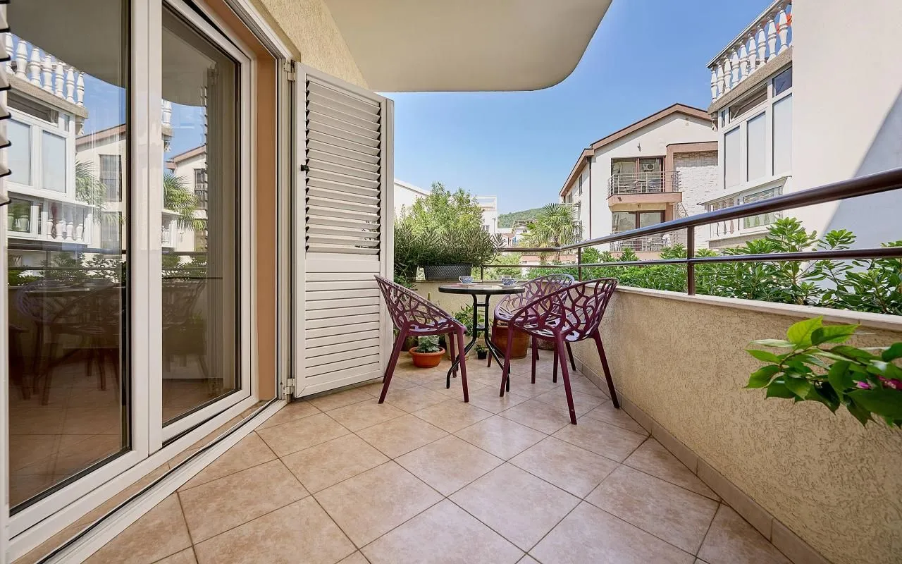 Prodaja, dvosoban stan, 62m², Budva, Crna Gora