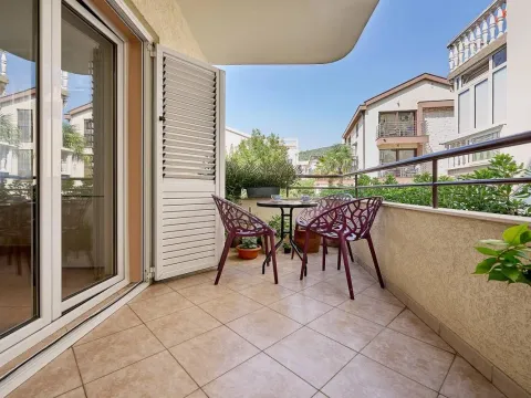 Prodaja, dvosoban stan, 62m², Budva, Crna Gora - image 4