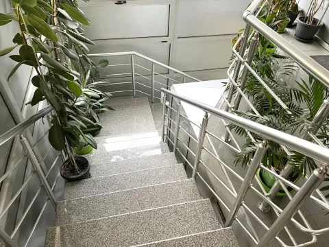 Izdavanje, poslovni prostor, 109m², Niš, Srbija - image 11