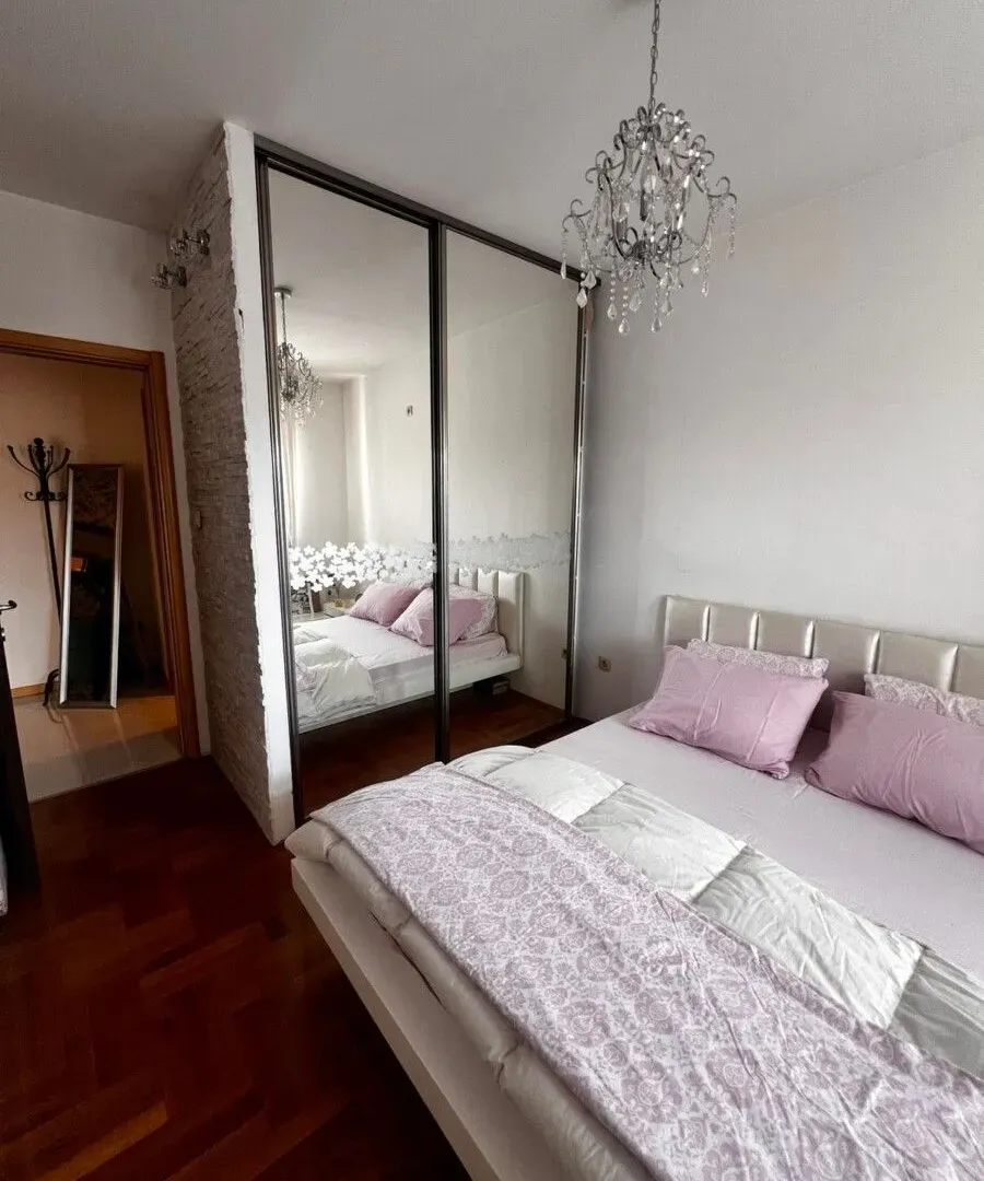 Izdavanje, jednosoban stan, 54m², Pobrežje, Podgorica