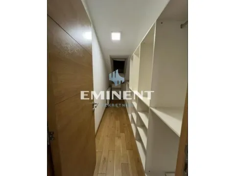 Izdavanje, trosoban stan, 86m², Tašmajdan, Palilula Sve Podlokacije - image 9