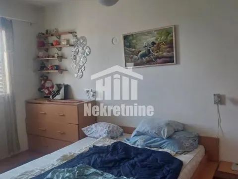 Prodaja, kuća, 250m², Voždovac Sve Podlokacije, Beograd - image 7